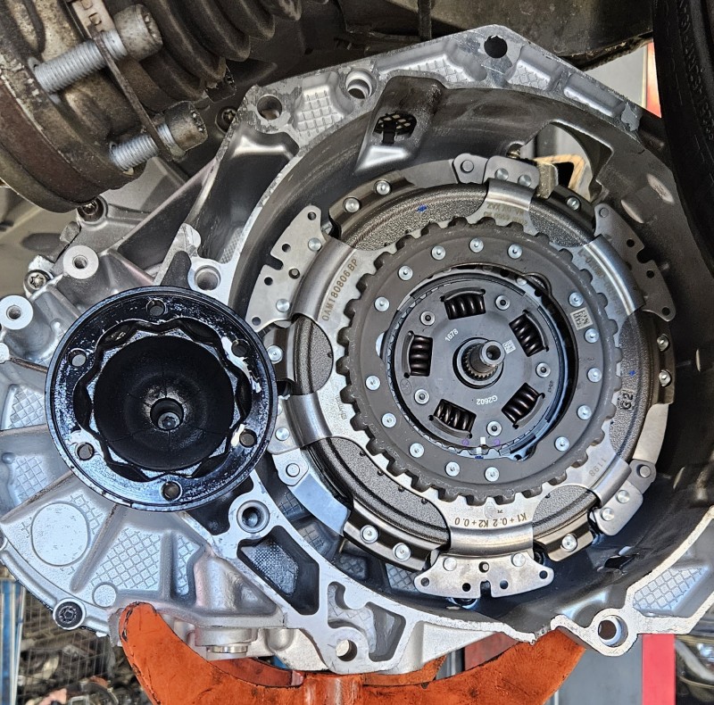 Embrayage Express : Votre Spécialiste du Remplacement de Double Embrayage à Marseille