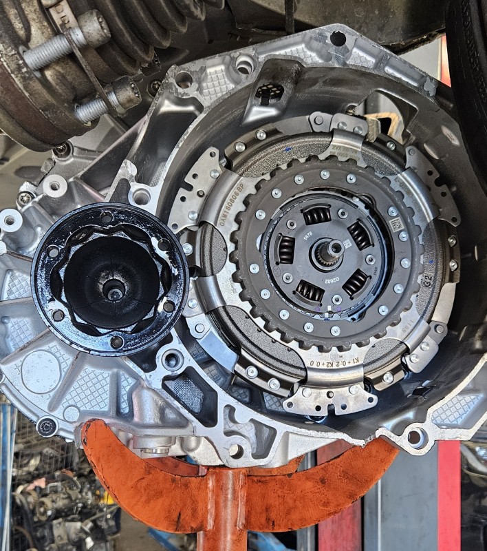 Spécialiste du changement du kit double embrayage pour dsg6 et ds7 groupe VAG